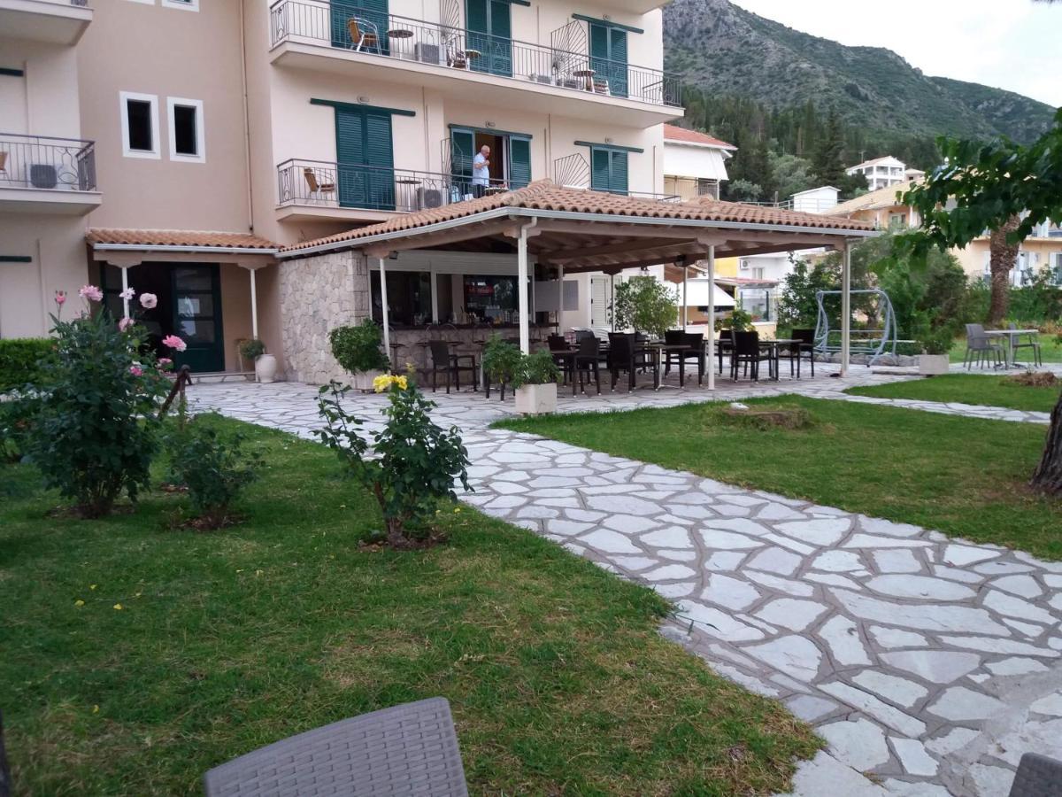 Hotel Marina Pansion à Nydri  Extérieur photo